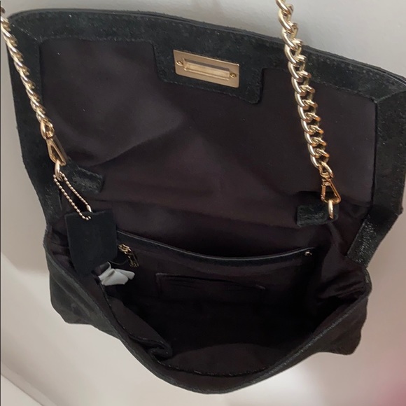 Danier over the shoulder purse - Picture 2 of 5